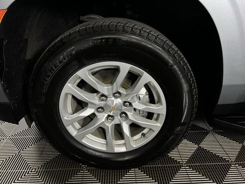 Used 2024 Chevrolet Tahoe LT image 11