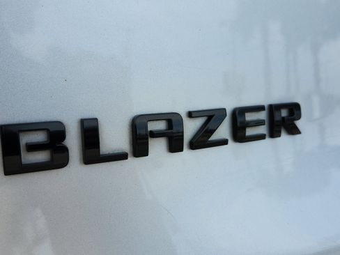 Used 2021 Chevrolet Blazer LT w/ Midnight/Sport Edition image 17