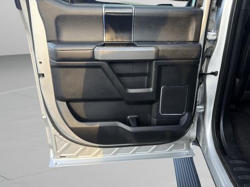 Used 2019 Ford F150 Platinum image 21