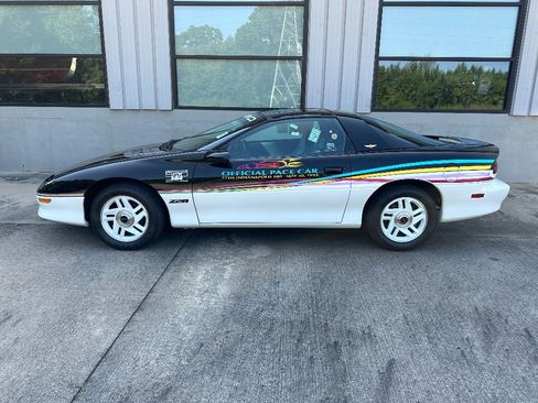 Used 1993 Chevrolet Camaro Z28 image 18