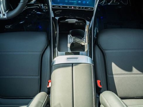 New 2026 Mercedes-Benz C 300 4MATIC Sedan image 25