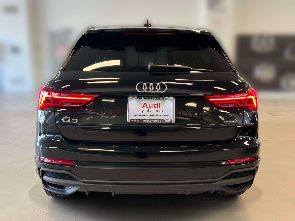 Used 2023 Audi Q3 2.0T Premium Plus w/ Premium Plus Package AWD/4WD image 5