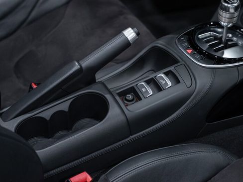 Used 2014 Audi R8 V8 AWD/4WD image 57