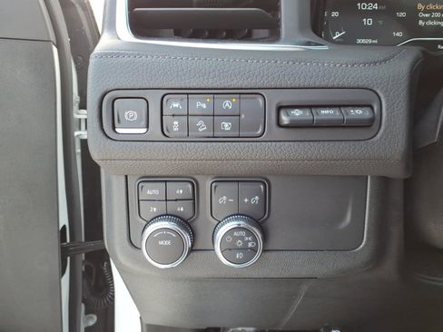 Certified 2023 GMC Yukon XL Denali image 20