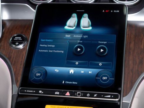 New 2026 Mercedes-Benz GLC 300 4MATIC image 16