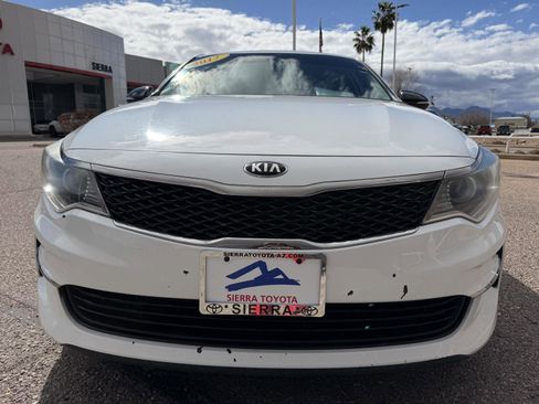 Used 2017 Kia Optima LX w/ Value Package image 9