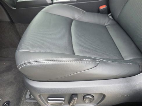 New 2025 Toyota 4Runner Limited image 19