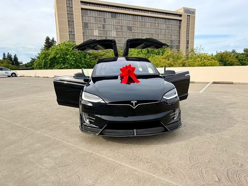 Used 2018 Tesla Model X 75D AWD/4WD image 49
