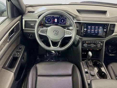 Used 2023 Volkswagen Atlas Cross Sport SE image 23
