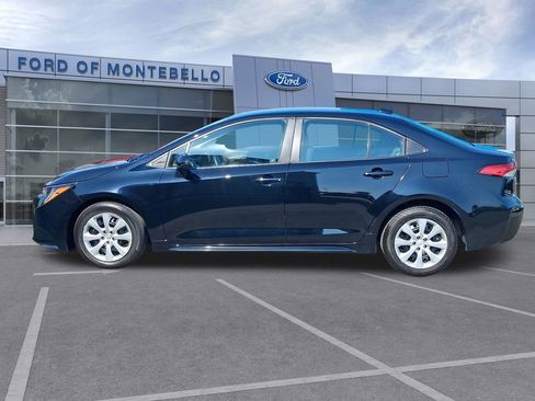 Used 2024 Toyota Corolla LE FWD image 23