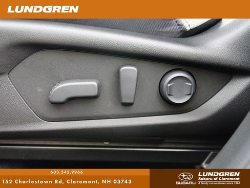 Certified 2025 Subaru Forester Premium AWD/4WD image 11