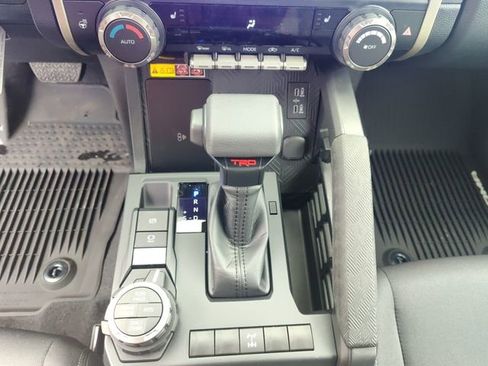 New 2026 Toyota Tacoma TRD Off-Road w/ TRD Off Road Upgrade Package AWD/4WD image 15