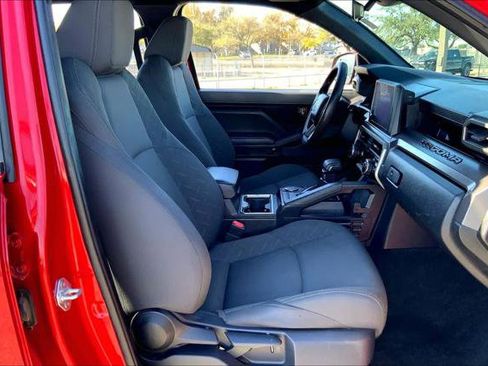 Certified 2024 Toyota Tacoma SR5 image 9