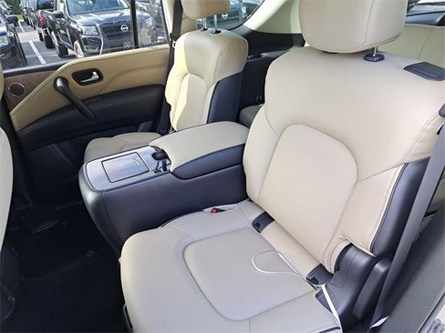 Used 2023 INFINITI QX80 Premium Select w/ Cargo Package image 10