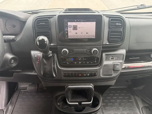 Used 2023 RAM ProMaster 2500 FWD image 19