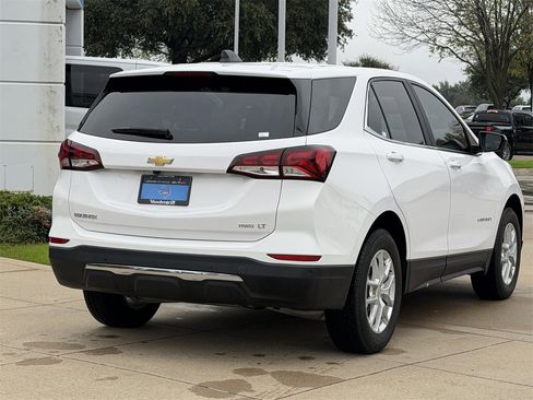 Used 2022 Chevrolet Equinox LT image 4