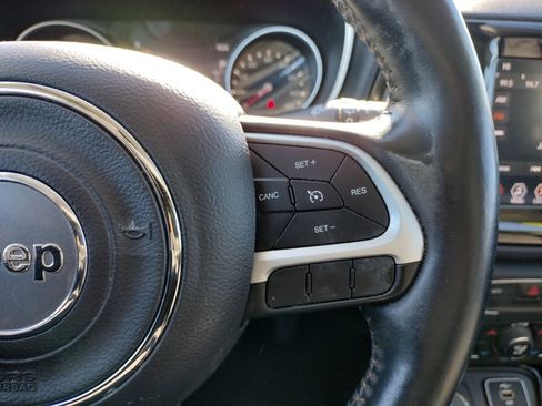 Used 2020 Jeep Compass Limited image 25