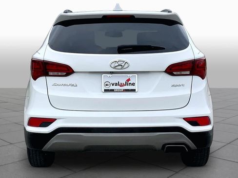 Used 2017 Hyundai Santa Fe Sport FWD image 5