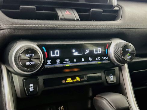 Used 2023 Toyota RAV4 XLE w/ Convenience Package FWD image 25