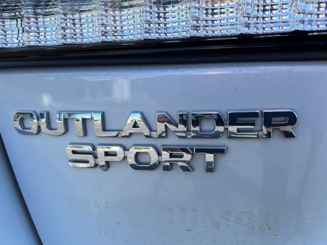 Used 2022 Mitsubishi Outlander Sport LE FWD image 11