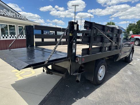 Used 2011 Ford F250 XL RWD image 6