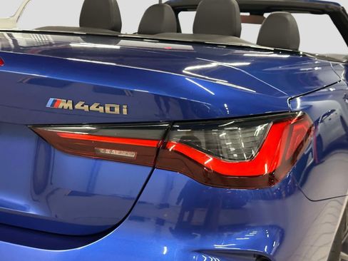 Used 2023 BMW 440i xDrive Convertible w/ Premium Package AWD/4WD image 9