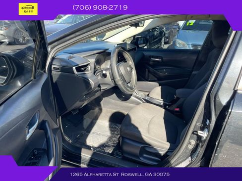 Used 2021 Toyota Corolla LE image 13