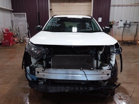 Used 2020 Toyota RAV4 LE AWD/4WD image 5