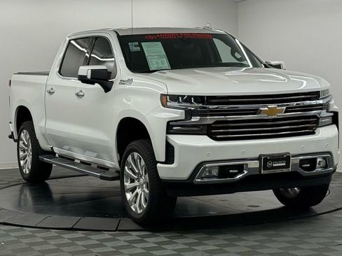 Used 2021 Chevrolet Silverado 1500 High Country w/ Technology Package image 5