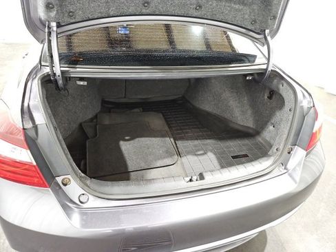 Used 2017 Honda Accord EX-L image 12