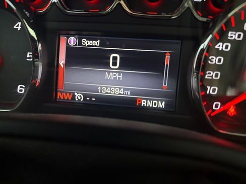 Used 2016 GMC Yukon XL SLT w/ Open Road Package image 7