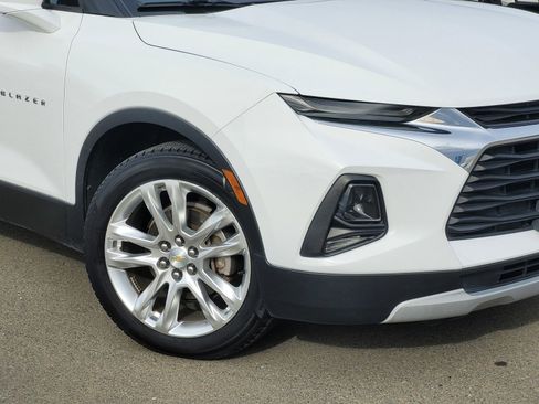 Used 2019 Chevrolet Blazer LT w/ Sun and Wheels Package image 3