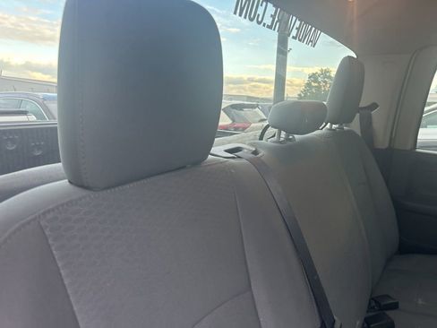 Used 2016 RAM 1500 Express AWD/4WD image 12