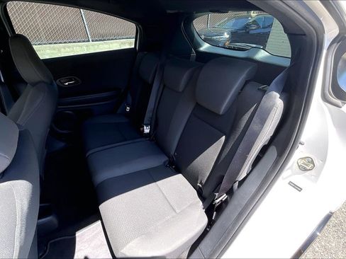 Used 2020 Honda HR-V Sport image 25