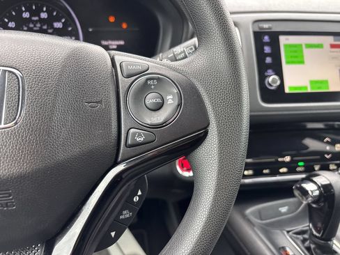 Used 2022 Honda HR-V EX image 17