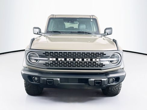 Used 2025 Ford Bronco Badlands AWD/4WD image 2