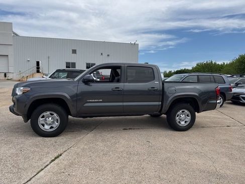 Used 2023 Toyota Tacoma SR5 RWD image 3