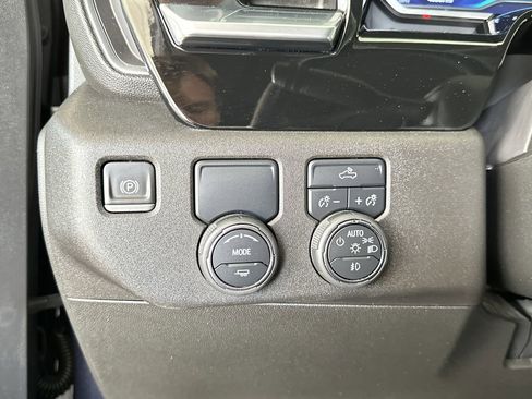 Used 2023 Chevrolet Silverado 1500 RST RWD image 18