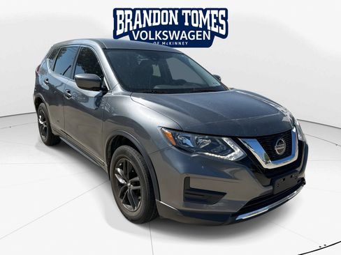 Used 2019 Nissan Rogue S FWD image 1