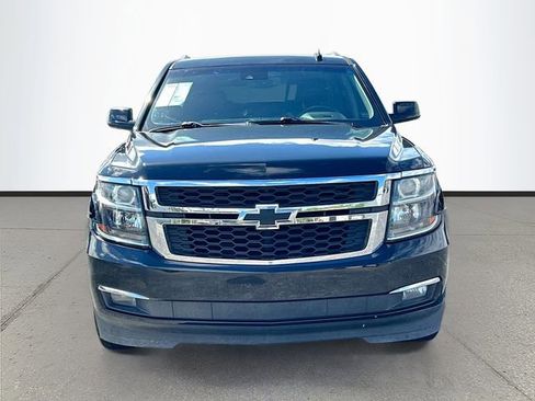 Used 2019 Chevrolet Suburban LT w/ LT Midnight Edition RWD image 2