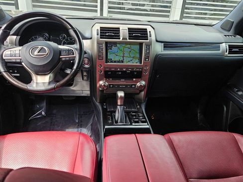 Used 2021 Lexus GX 460 Luxury w/ Accessory Package AWD/4WD image 13
