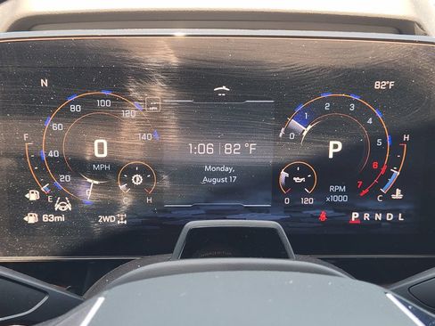 Used 2026 Chevrolet Tahoe High Country AWD/4WD image 16