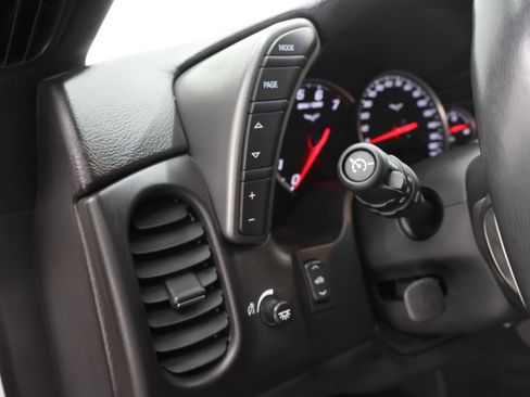 Used 2007 Chevrolet Corvette Convertible w/ Preferred Equipment Group RWD image 35