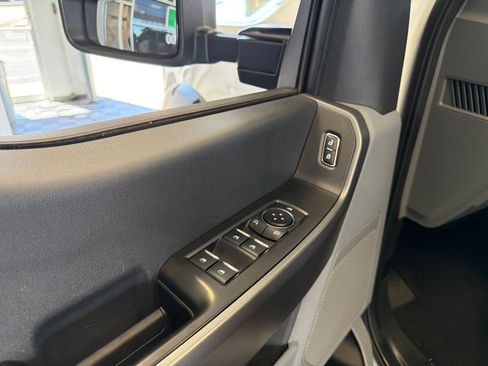 Used 2026 Ford F250 XLT AWD/4WD image 12