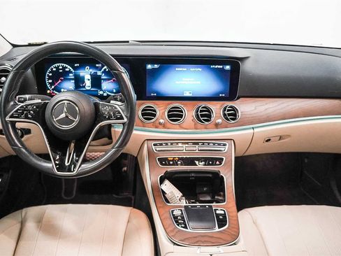 Used 2021 Mercedes-Benz E 350 Sedan image 12