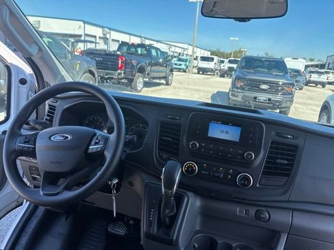 Used 2024 Ford Transit 350 XL RWD image 12