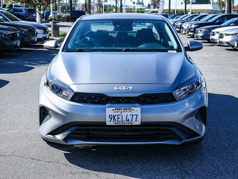 Used 2024 Kia Forte LXS image 2