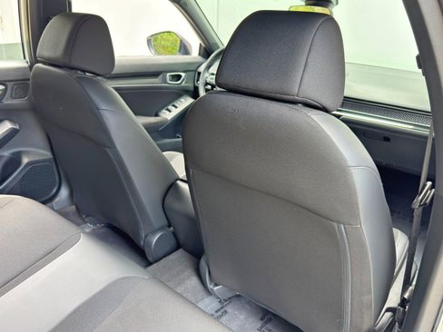 Used 2023 Honda Civic Sport image 29