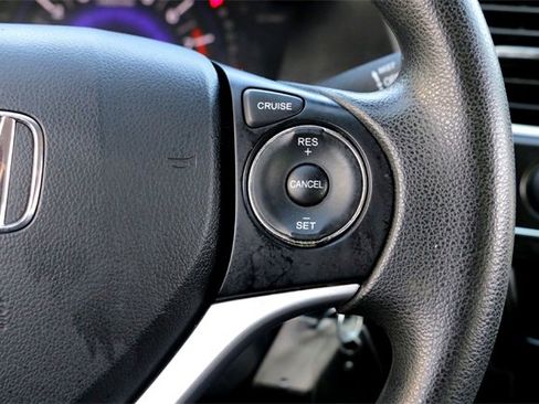Used 2015 Honda Civic SE image 12