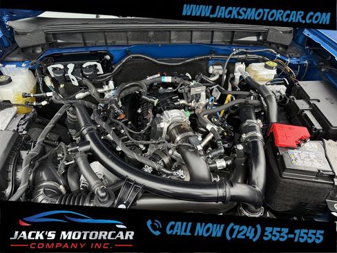 Used 2025 Ford Bronco Badlands image 16